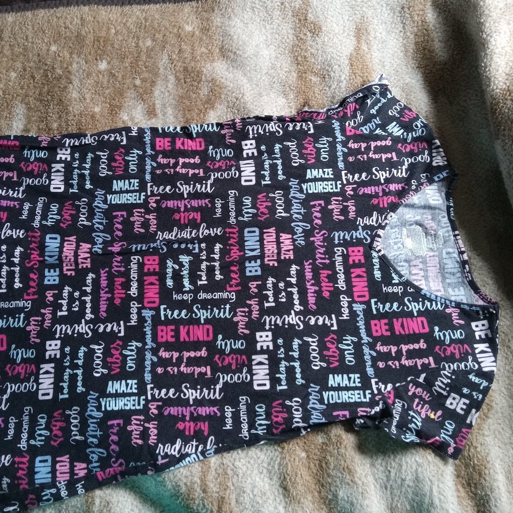 3/$35 SECRET TREASURES Be Kind Women’s Black Night Shirt  Short Gown S/M: 6-10